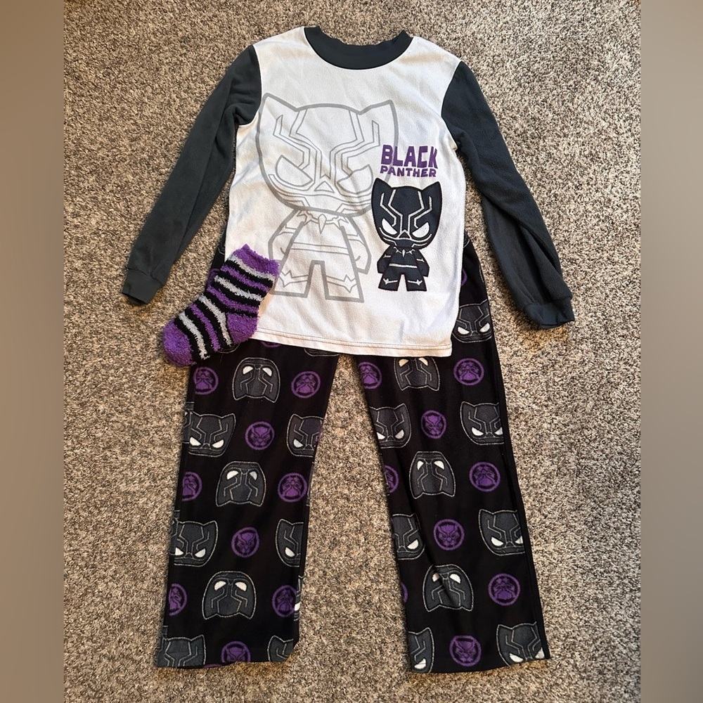 Disney Marvel Avengers Black Panther Pajama Set and Socks - Size 6/7